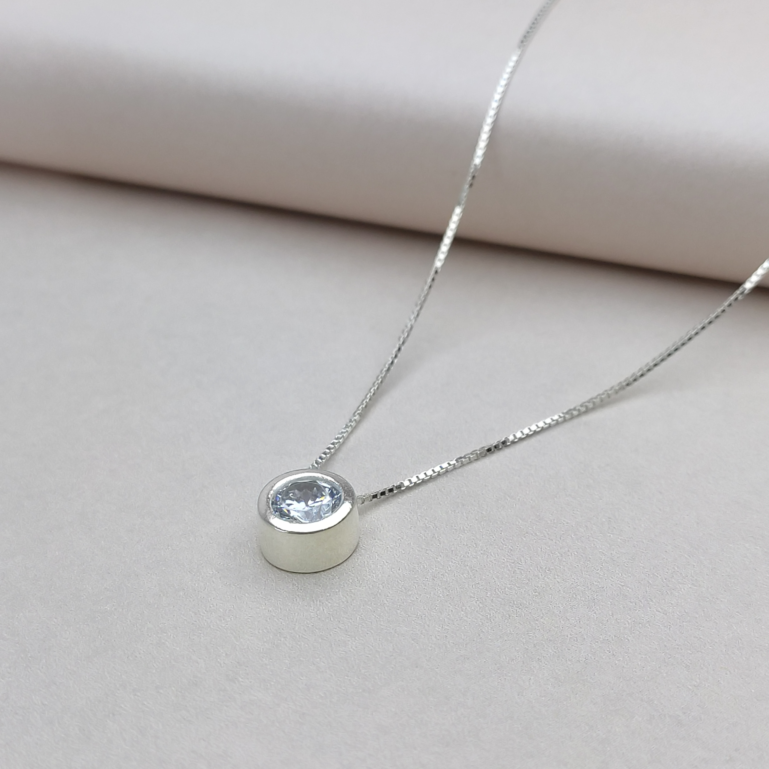 Collar solitario circonita en plata 925